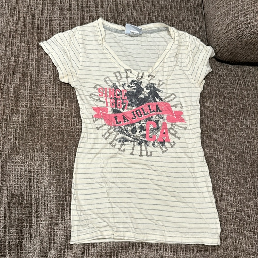 Y2K striped La Jolla tourist tee